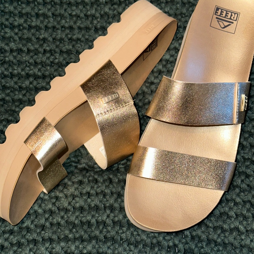 Reef Cushion Vista Hi Slides
